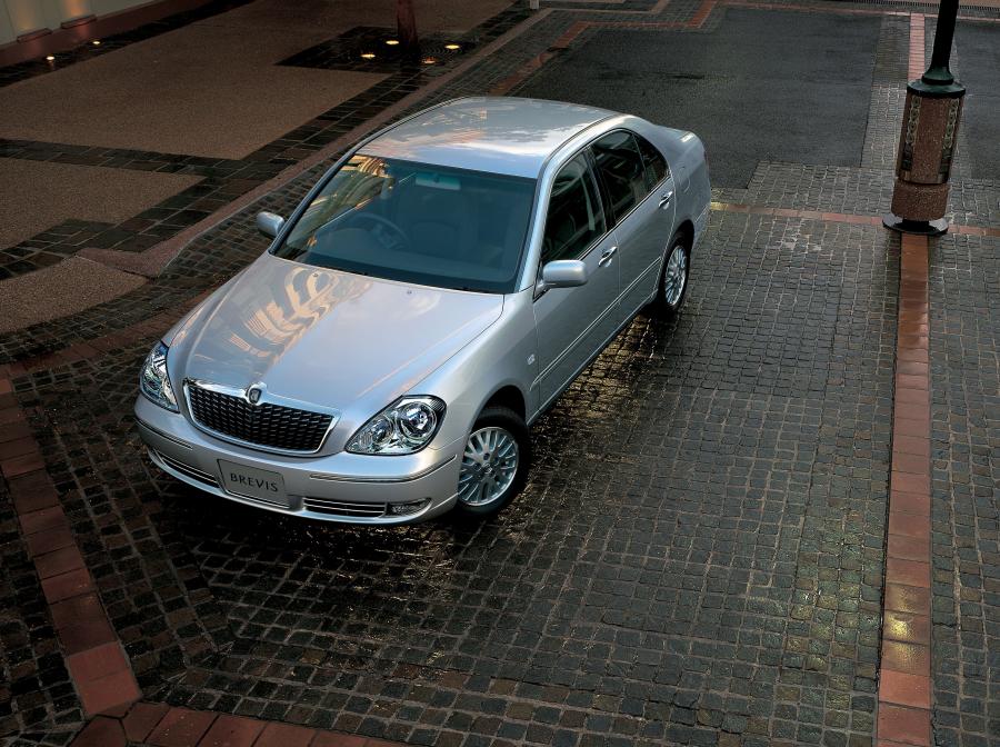  Toyota Brevis 2001 года  (фото 8 из 15)